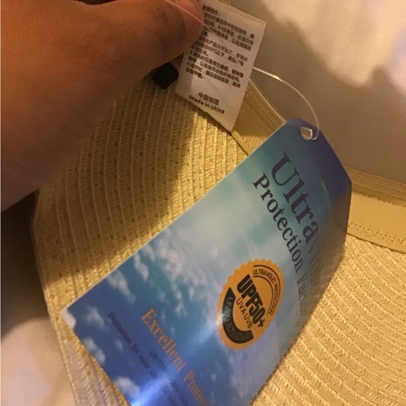 Oh Sunny tan foldable visor hat with carryon bag NWT - Picture 4 of 8